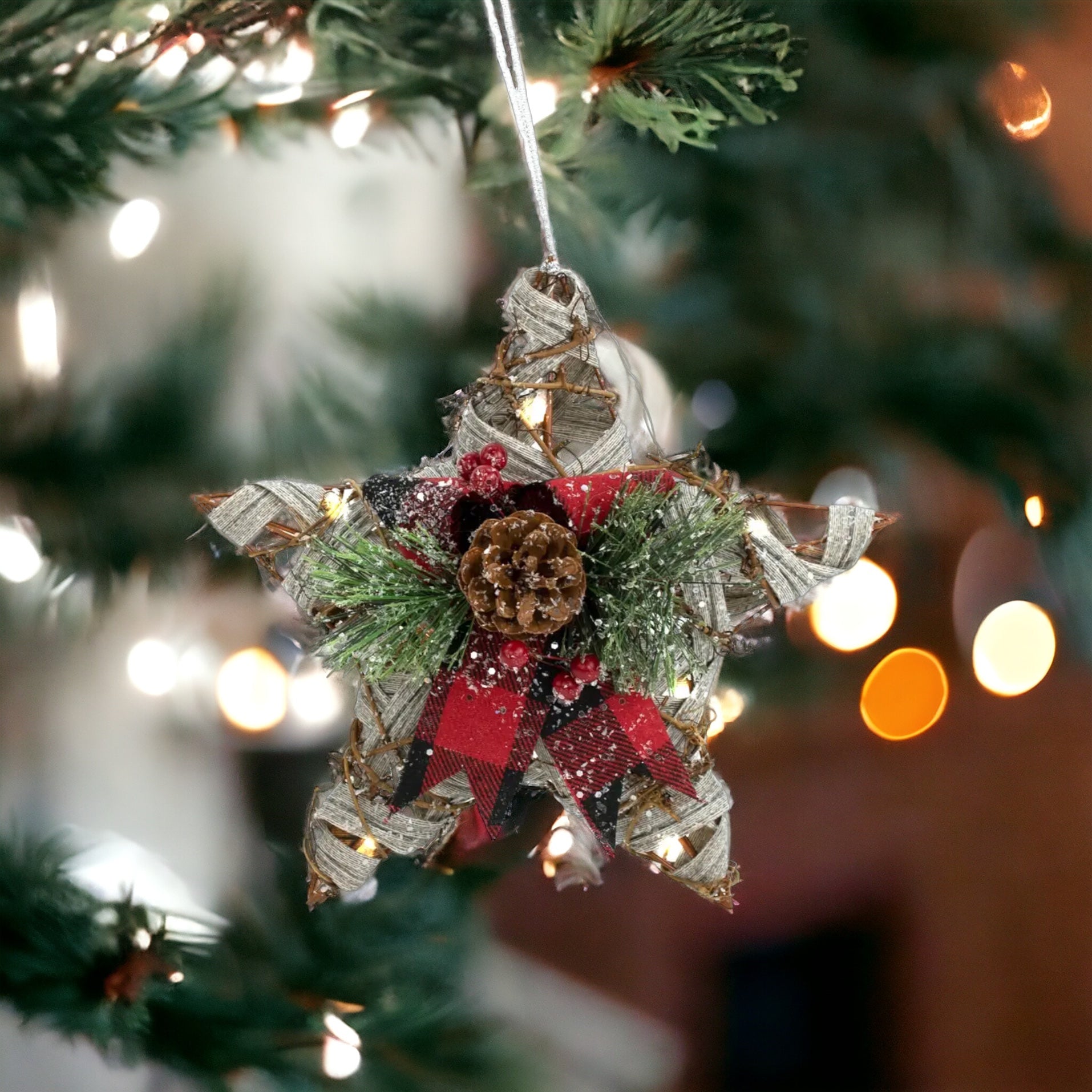Small Festive Star - The Sandy Santa