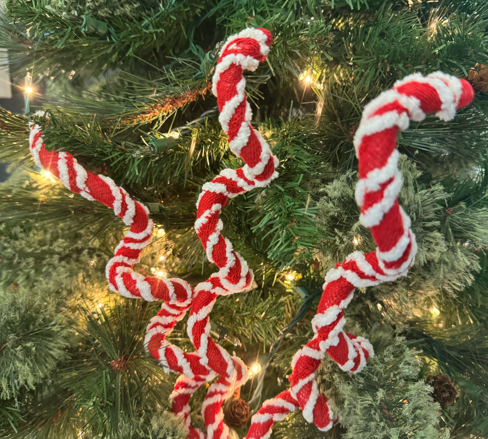 Fabric Candy Cane Corkscrew Spray - The Sandy Santa