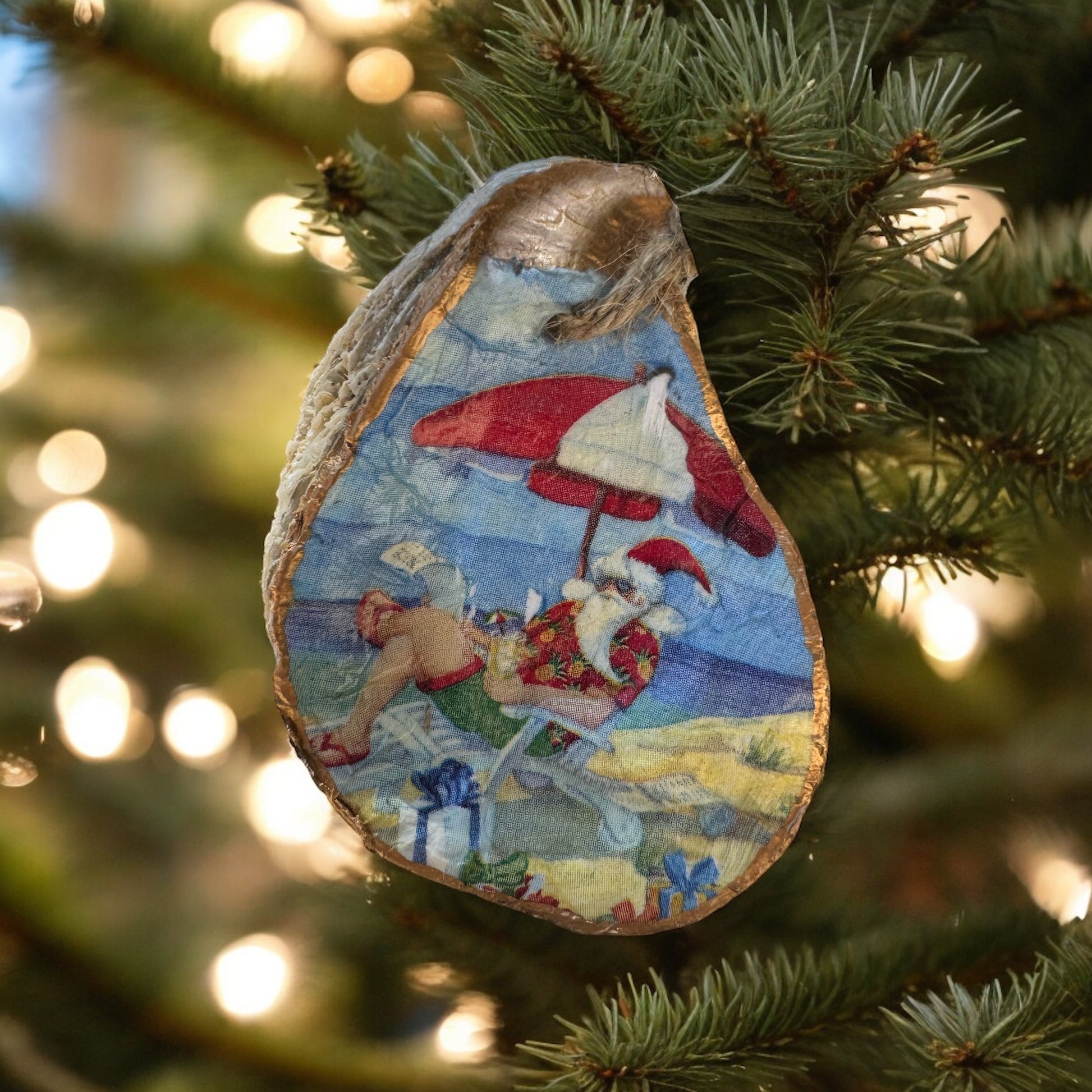 Santa's Sandy Serenity - The Sandy Santa