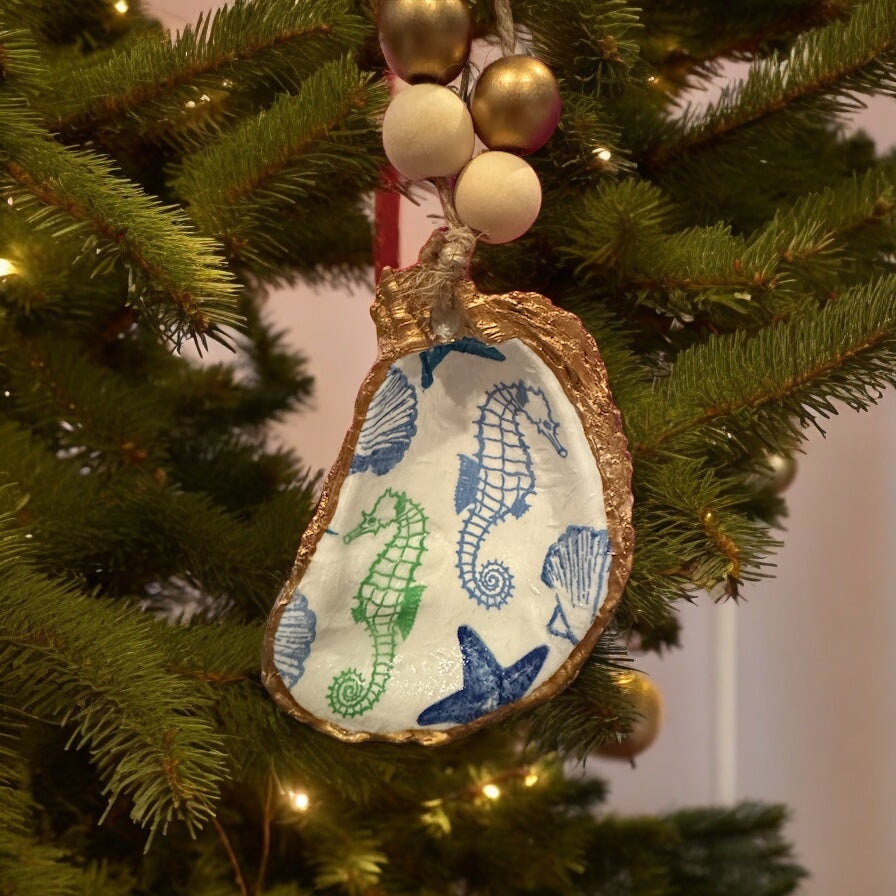 Seaside Soiree - The Sandy Santa