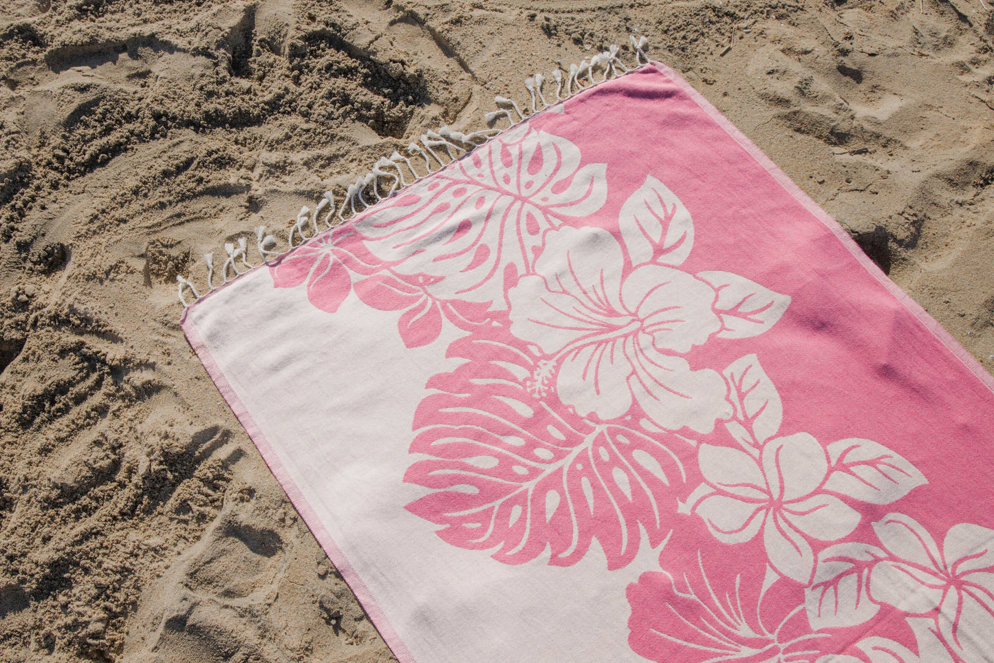 Hibiscus Organic Turkish Towel in Pink - The Sandy Santa