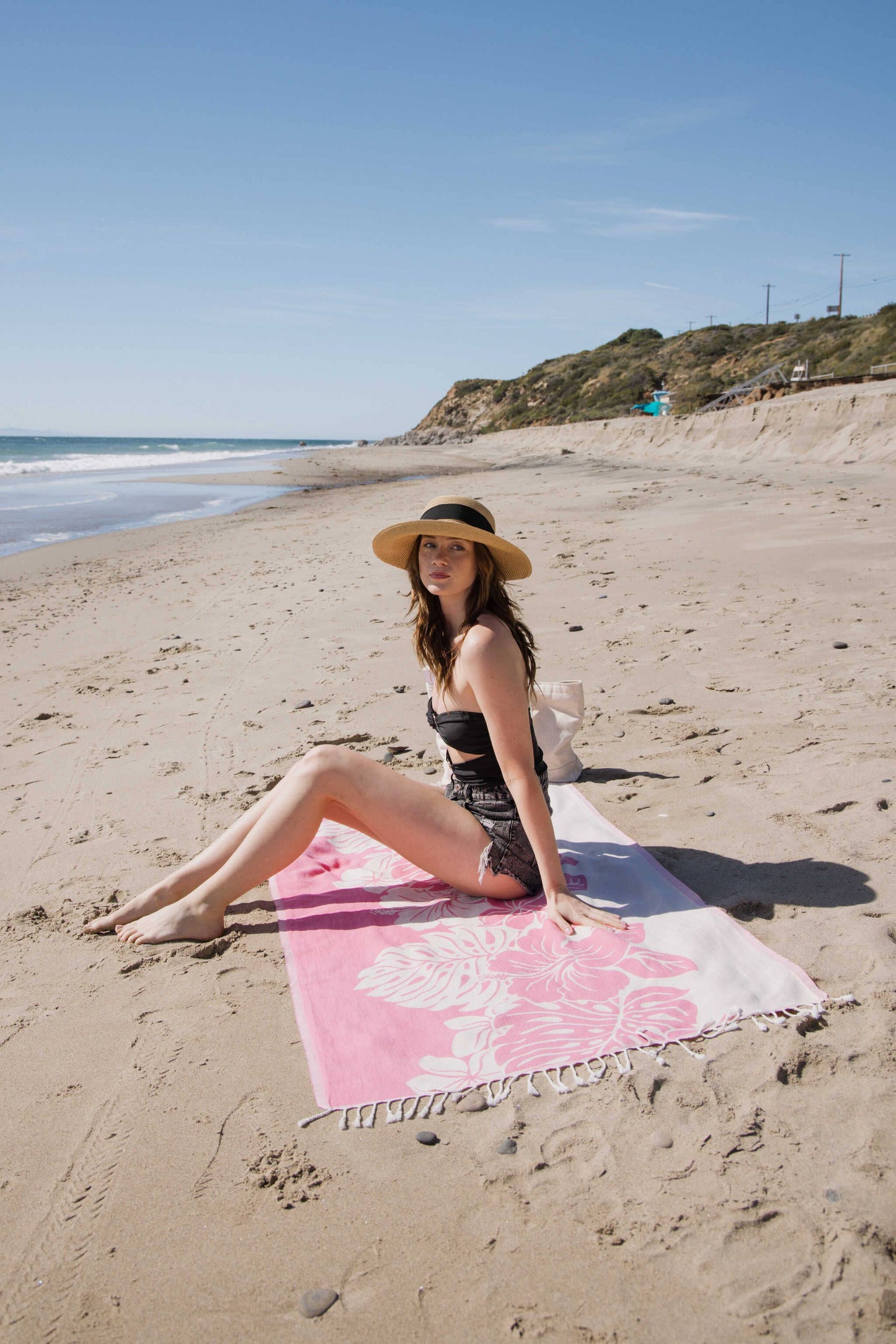 Hibiscus Organic Turkish Towel in Pink - The Sandy Santa