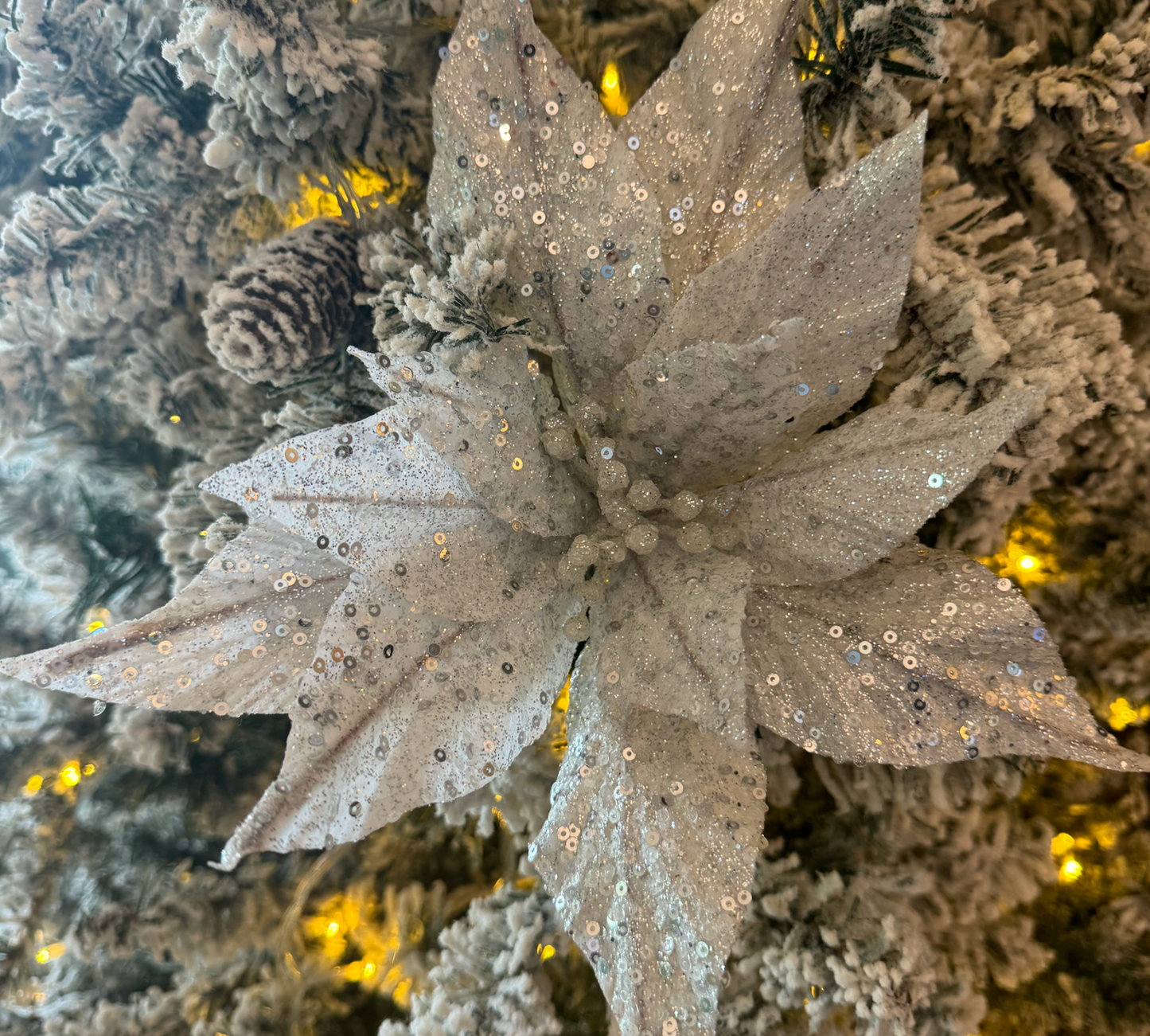 Silver Glitter Poinsettia