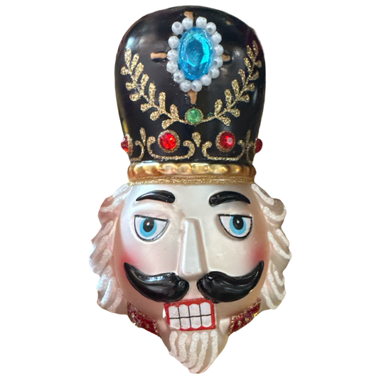 7.5" Nutcracker w/black hat - The Sandy Santa
